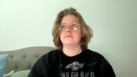 Snapshot of angeloflight273360 chatting on 27, 2, 2025 Angel of Light online show from 27, 2, 2025