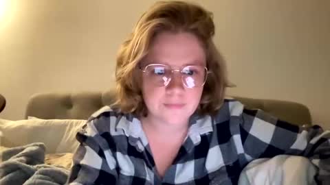 Snapshot of angeloflight273360 chatting on 3, 3, 2025 Angel of Light online show from 3, 3, 2025