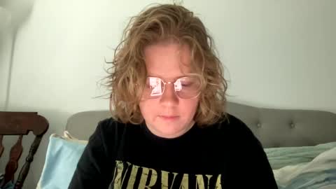 Snapshot of angeloflight273360 chatting on 3, 3, 2025 Angel of Light online show from 3, 3, 2025