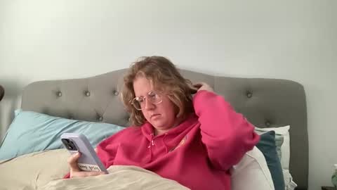 Snapshot of angeloflight273360 chatting on 12, 3, 2025 Angel of Light online show from 12, 3, 2025
