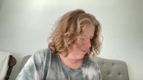 Snapshot of angeloflight273360 chatting on 16, 9, 2025 Angel of Light online show from 16, 9, 2025