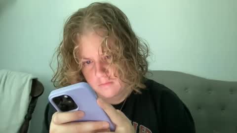 Snapshot of angeloflight273360 chatting on 24, 9, 2025 Angel of Light online show from 24, 9, 2025