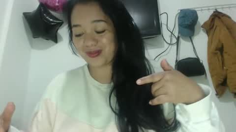 Snapshot of angelsexylatina chatting on 15, 11, 2025 rebeca online show from 15, 11, 2025