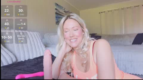 Snapshot of angelsxdesire chatting on 3, 6, 2026 AngelsXDesire online show from 3, 6, 2026
