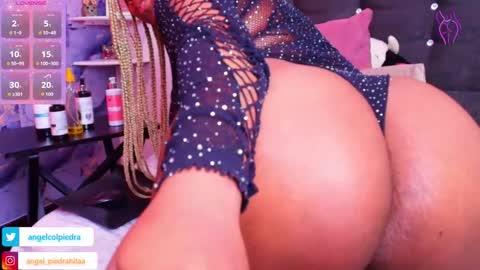 Snapshot of angelthroatt chatting on 24, 10, 2025 ANGEL online show from 24, 10, 2025