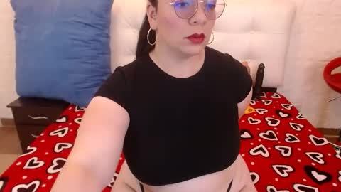 Snapshot of angie_bbw chatting on 2, 10, 2025 Angie online show from 2, 10, 2025