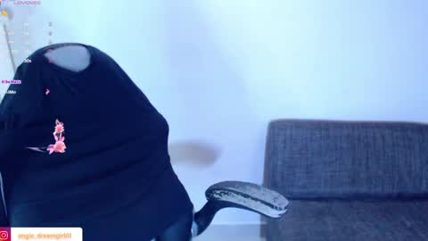 IG angie dreamgirl01 online show from 8, 4, 2026