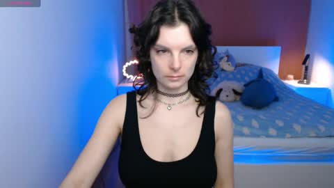 angie_faee online show from 19, 12, 2024