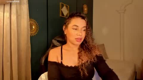 Snapshot of angie_leonn chatting on 9, 7, 2026 A N G I E online show from 9, 7, 2026