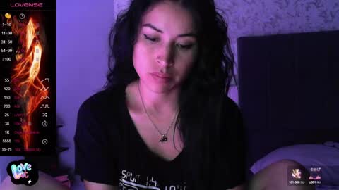 Snapshot of angiebaxter chatting on 6, 12, 2024 Angiebaxt online show from 6, 12, 2024