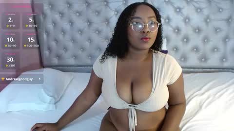 Snapshot of angiellam chatting on 5, 10, 2025 angiellam online show from 5, 10, 2025