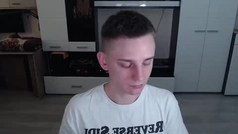 Snapshot of angryzan chatting on 7, 10, 2025 vodka online show from 7, 10, 2025