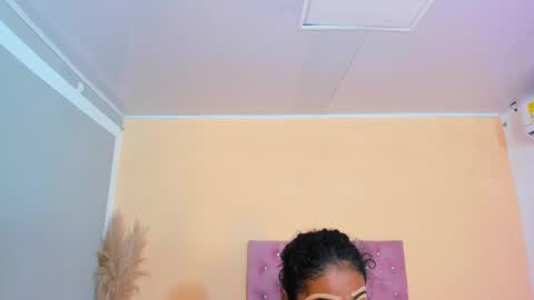 Snapshot of aniie_bby_4u chatting on 15, 12, 2025 Any online show from 15, 12, 2025