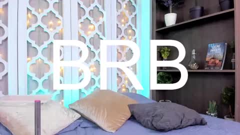 aniie_west online show from 20, 2, 2025