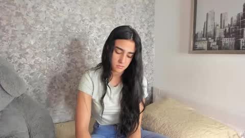 anika_h online show from 9, 4, 2026