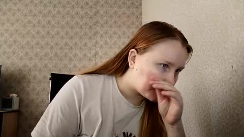 Snapshot of anika_lipps chatting on 12, 9, 2025 Anika online show from 12, 9, 2025