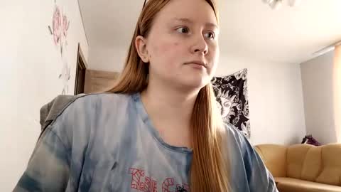 Snapshot of anika_lipps chatting on 19, 9, 2025 Anika online show from 19, 9, 2025