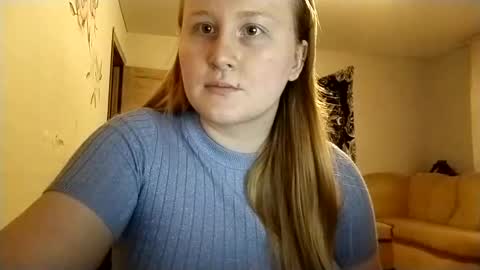 Snapshot of anika_lipps chatting on 29, 9, 2025 Anika online show from 29, 9, 2025