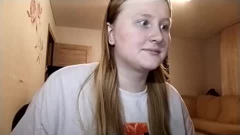 Snapshot of anika_lipps chatting on 31, 10, 2025 Anika online show from 31, 10, 2025