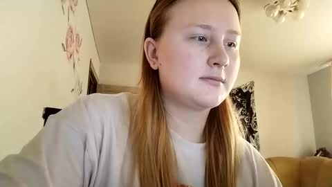 Snapshot of anika_lipps chatting on 5, 11, 2025 Anika online show from 5, 11, 2025