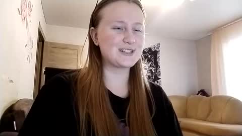 Snapshot of anika_lipps chatting on 16, 11, 2025 Anika online show from 16, 11, 2025