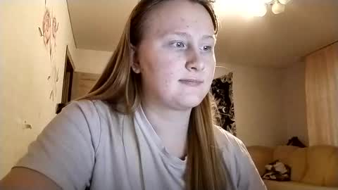 Snapshot of anika_lipps chatting on 26, 11, 2025 Anika online show from 26, 11, 2025