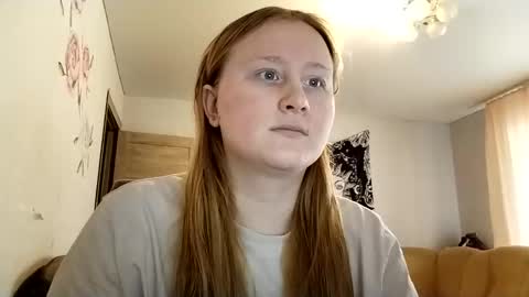 Snapshot of anika_lipps chatting on 2, 12, 2025 Anika online show from 2, 12, 2025