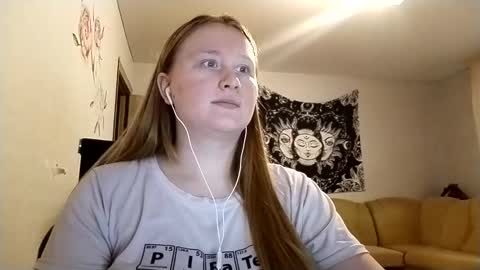 Snapshot of anika_lipps chatting on 17, 12, 2025 Anika online show from 17, 12, 2025