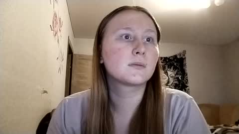 Snapshot of anika_lipps chatting on 10, 6, 2026 Anika online show from 10, 6, 2026