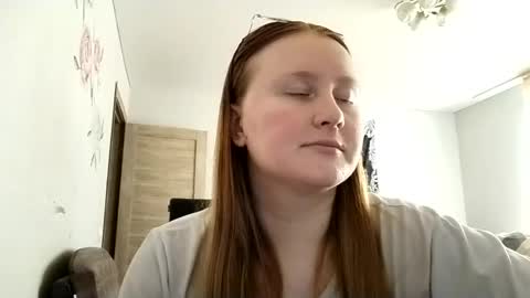 Snapshot of anika_lipps chatting on 10, 6, 2026 Anika online show from 10, 6, 2026
