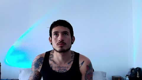 Snapshot of anika_lowen chatting on 22, 1, 2025 Anika And Lowen Your Thumbs Up Are Super Important For Us  online show from 22, 1, 2025