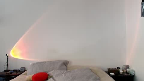 Snapshot of anika_lowen chatting on 30, 1, 2025 Anika And Lowen Your Thumbs Up Are Super Important For Us  online show from 30, 1, 2025