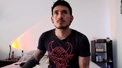 Snapshot of anika_lowen chatting on 19, 2, 2025 Anika And Lowen Your Thumbs Up Are Super Important For Us  online show from 19, 2, 2025