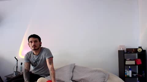 Snapshot of anika_lowen chatting on 27, 2, 2025 Anika And Lowen Your Thumbs Up Are Super Important For Us  online show from 27, 2, 2025