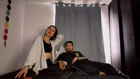 Snapshot of anika_lowen chatting on 10, 10, 2025 Anika And Lowen Your Thumbs Up Are Super Important For Us  online show from 10, 10, 2025