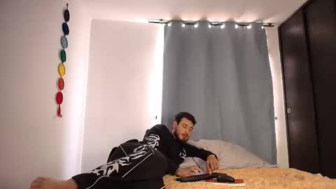 Snapshot of anika_lowen chatting on 29, 10, 2025 Anika And Lowen Your Thumbs Up Are Super Important For Us  online show from 29, 10, 2025