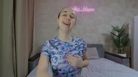 anikabloom online show from 25, 1, 2025