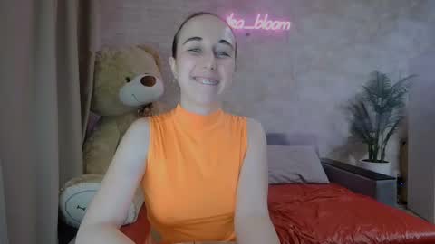 anikabloom online show from 10, 3, 2025