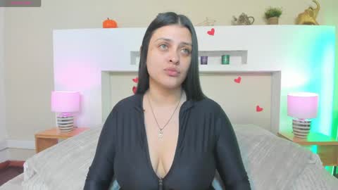 Anika Romano online show from 18, 5, 2026
