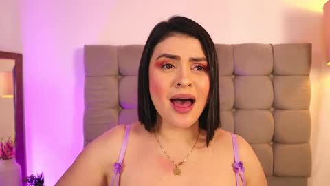 Lauren Anika online show from 21, 2, 2025