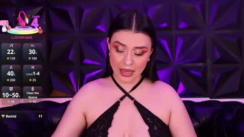 Lauren Anika online show from 15, 11, 2025