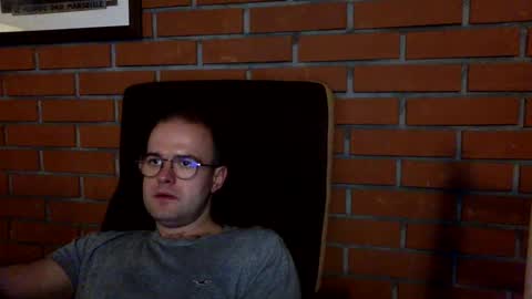 Snapshot of animal_michael chatting on 12, 1, 2025 animal_michael online show from 12, 1, 2025