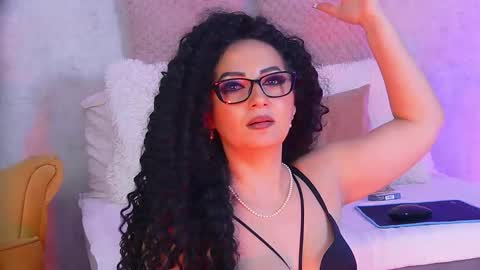 anissia teaser online show from 10, 11, 2025