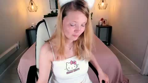 Snapshot of anita_marcelle chatting on 4, 7, 2026 Anita online show from 4, 7, 2026