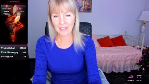 Snapshot of anita_tayson chatting on 20, 12, 2024 Anita online show from 20, 12, 2024