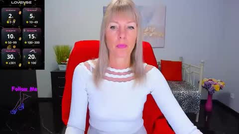 Snapshot of anita_tayson chatting on 19, 10, 2025 Anita online show from 19, 10, 2025
