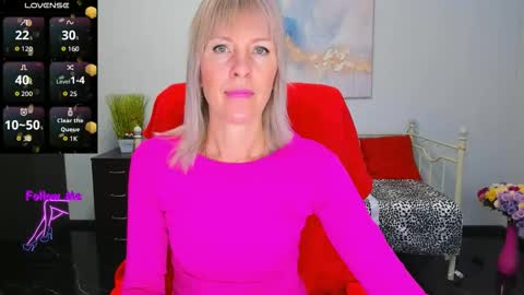 Snapshot of anita_tayson chatting on 17, 11, 2025 Anita online show from 17, 11, 2025