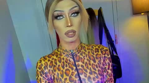 Miss Ann online show from 16, 9, 2025