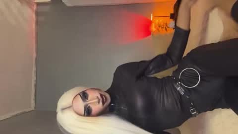 Miss Ann online show from 7, 10, 2025