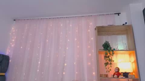 Snapshot of anitaglow chatting on 28, 9, 2025 anitaglow online show from 28, 9, 2025